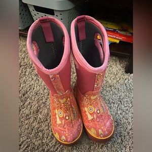 Girls Bogs rain/snow boots size 12Y